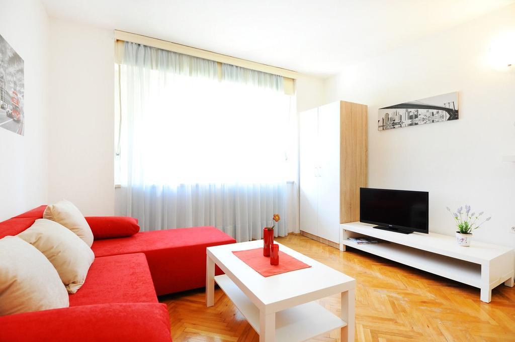 Split Central Lovely Flat Rum bild